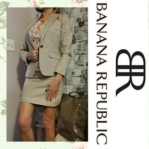 NEW LISTING!! NWOT Tan Skirt and Blazer